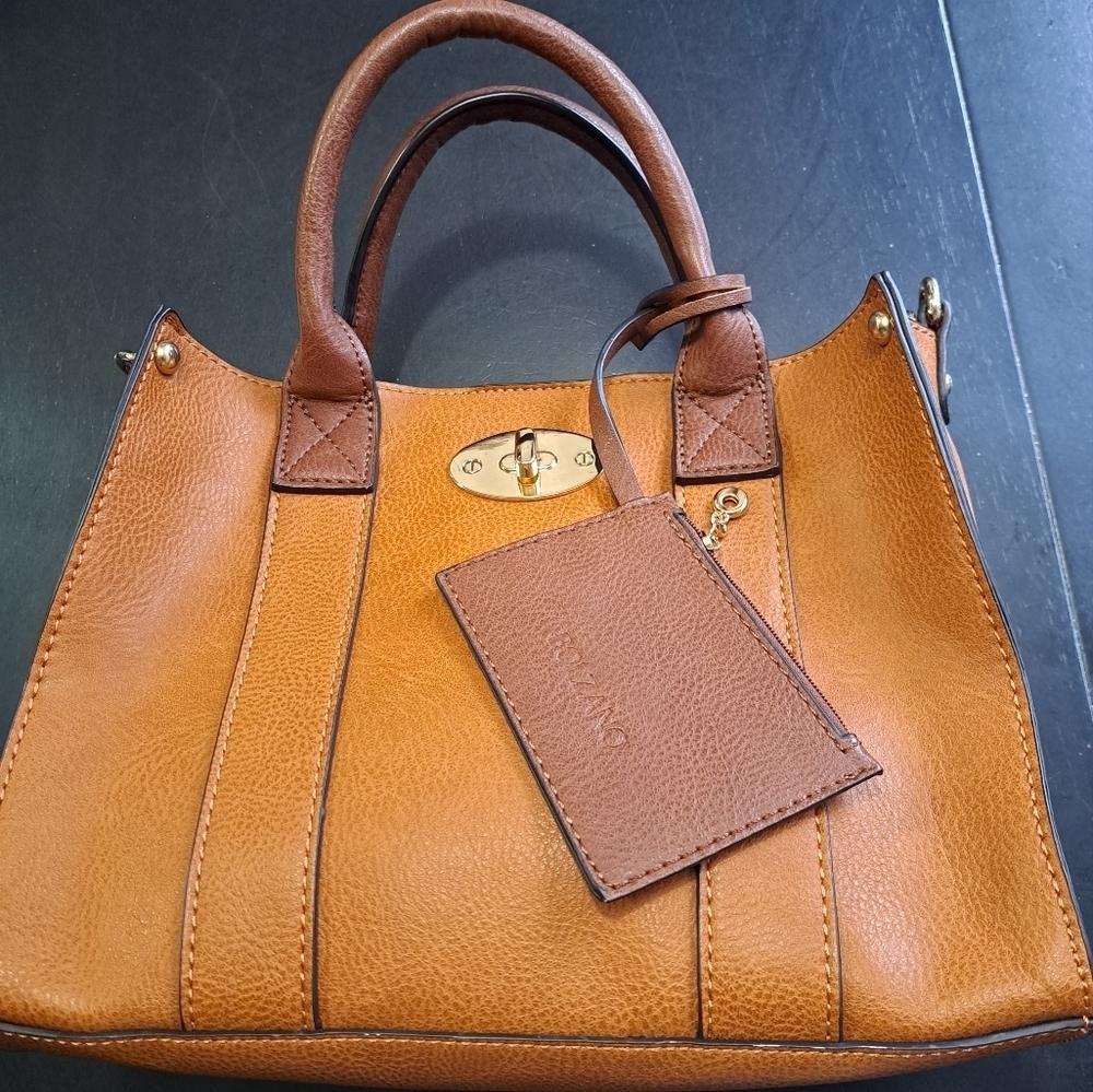 NWOT 3 in One Faux  Leather Satchel Crossbody Structured Design and Pull Out Bag